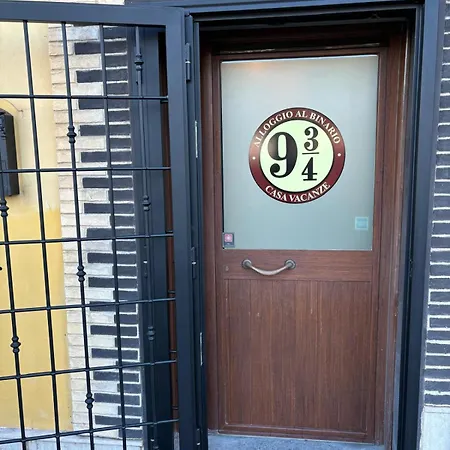 公寓 Alloggio Al Binario 9 E Tre Quarti *